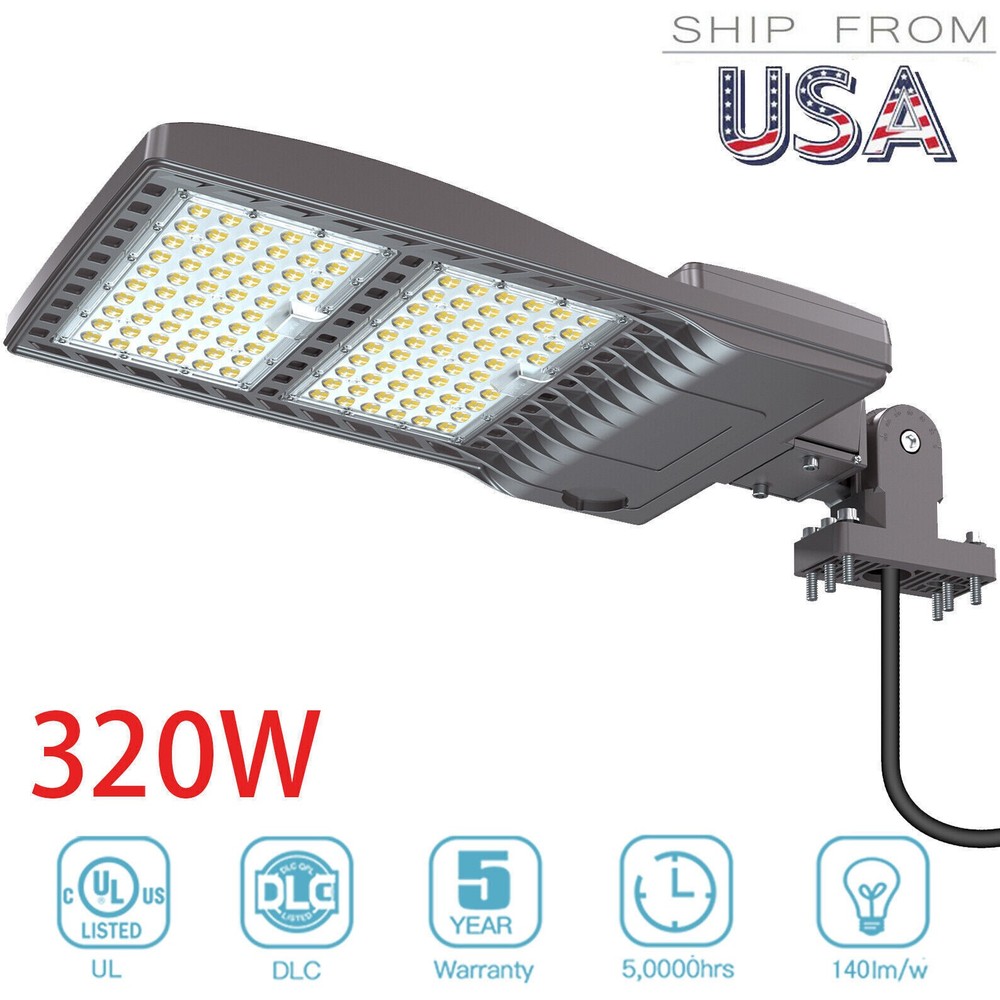 320W LED Shoebox Light for Outdoor Parking Lots Tennis Courts 5000K 480V AC