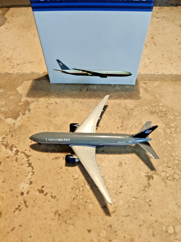 Schabak 1/600 Boeing 777 United Airlines Diecast Model Made in Germany