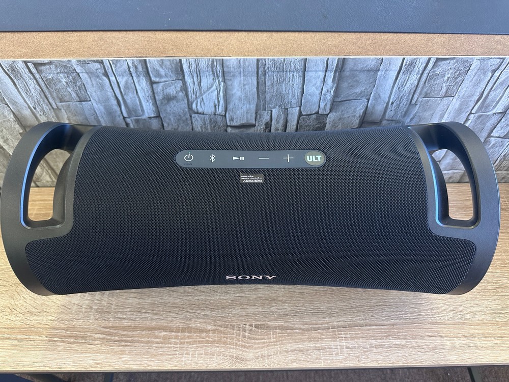 Sony ULT Field 7 Wireless Portable Bluetooth Speaker Black SRS-ULT70