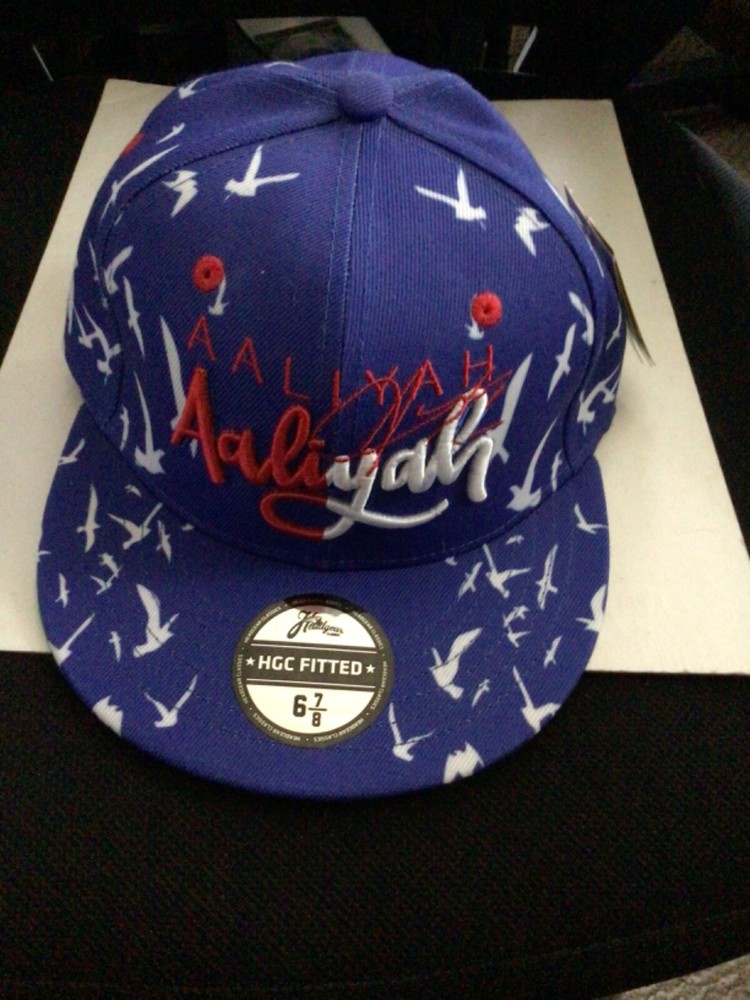 Aaliyah Fashion Fitted Blue Baseball Cap NWT Size 6-7/8 Flat Bill Classic-image