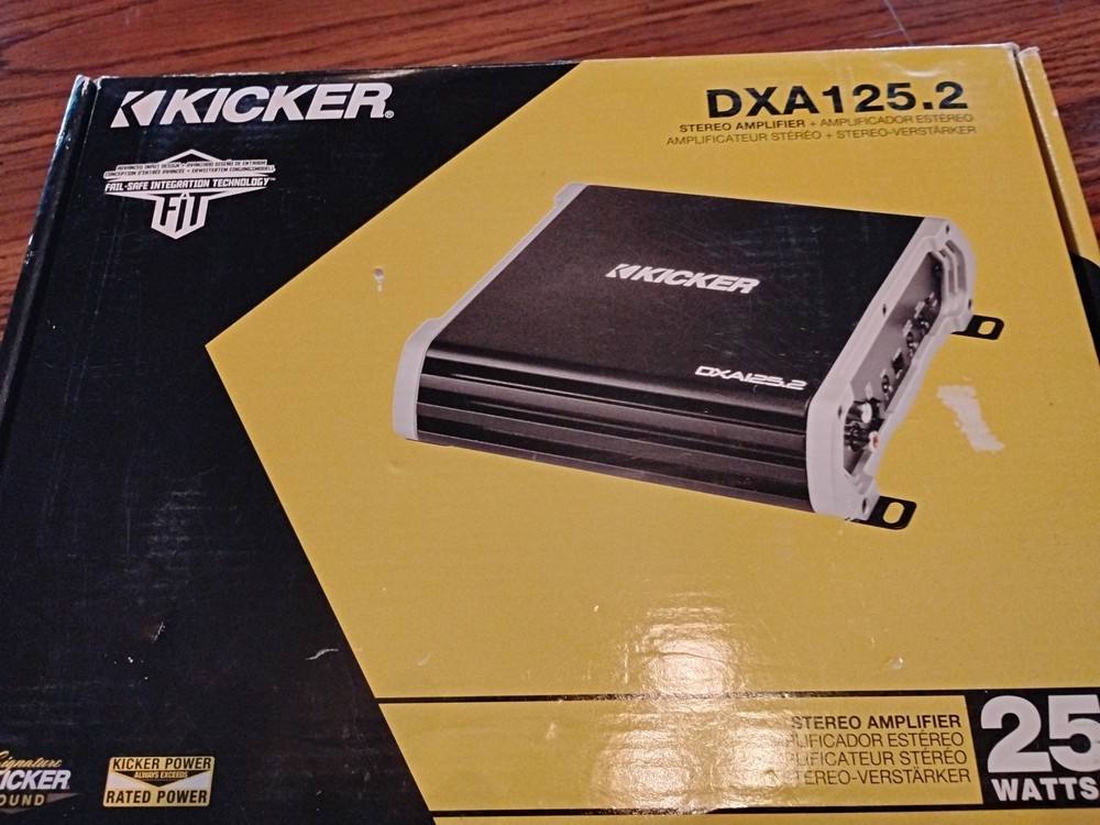 KICKER DXA125.2 250W RMS Mono Subwoofer Amp Class D with Box