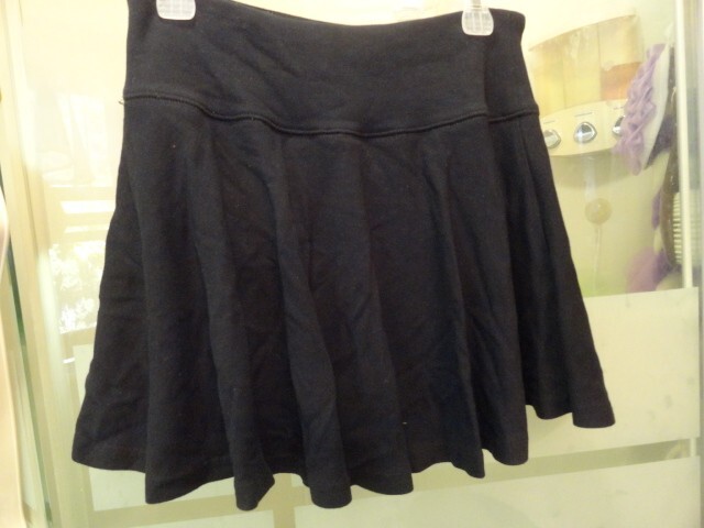 Ladies Black Hollister Ultra High Rise Skater Skirt Skort - SZ S
