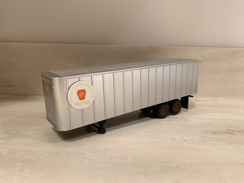 WEAVER PENNSYLVANIA RAILROAD 35’ TRAILER O SCALE INTERMODAL PRR TRUCTRAIN