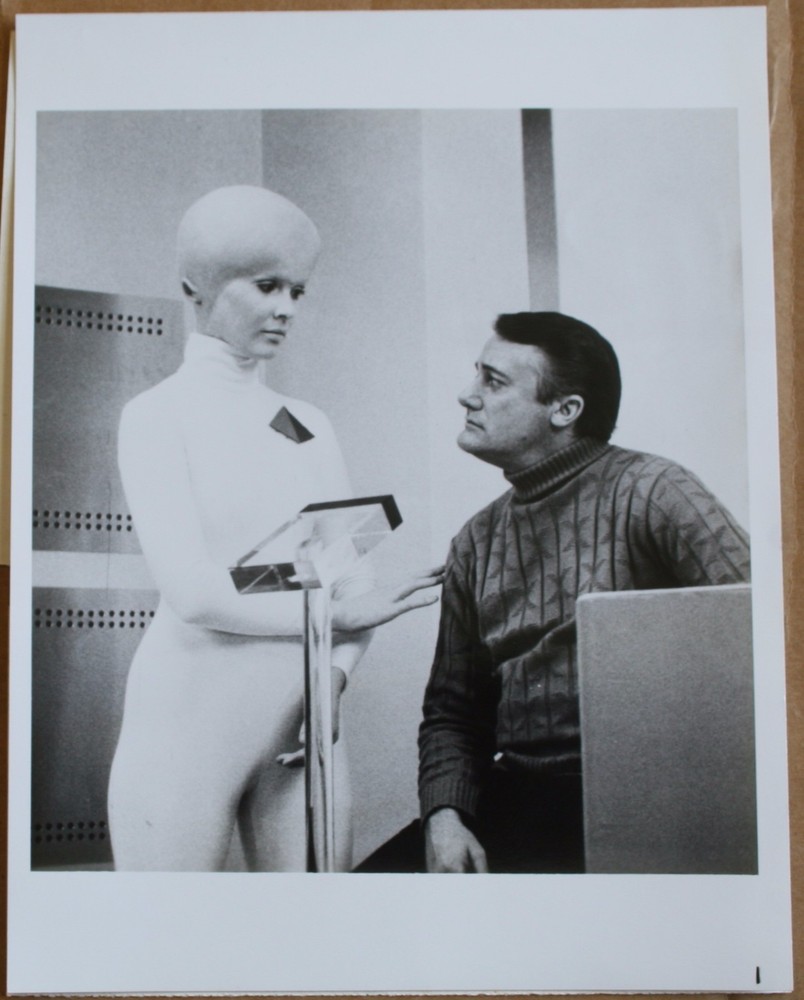 1978 NBC Starship Invasion Press Photo 7x9 Tiiu Leek Robert Vaughn Sci-Fi Movie