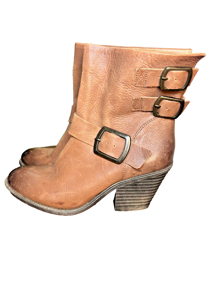 BCBG Distressed Tan Leather Strappy Booties Size 7 New