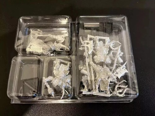 Warhammer Fantasy Warriors of Chaos Chosen Command Metal OOP Miniatures