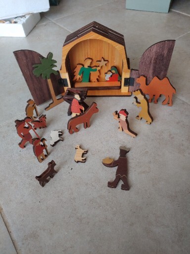 Handcrafted Die Cut Wood NATIVITY Manger Scene creche Folk Art