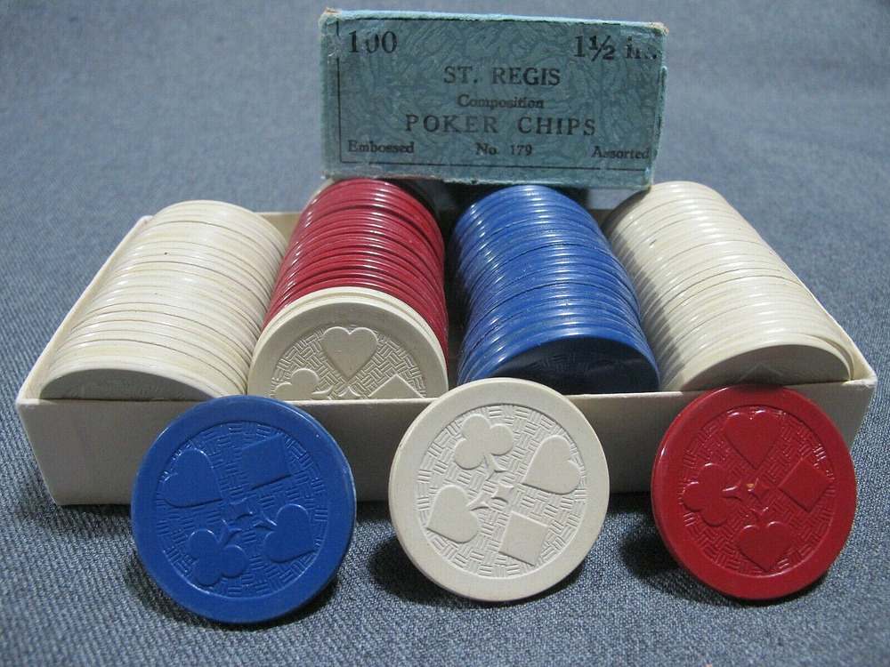 St Regis Composition embossed suits blue red & white poker chips in box