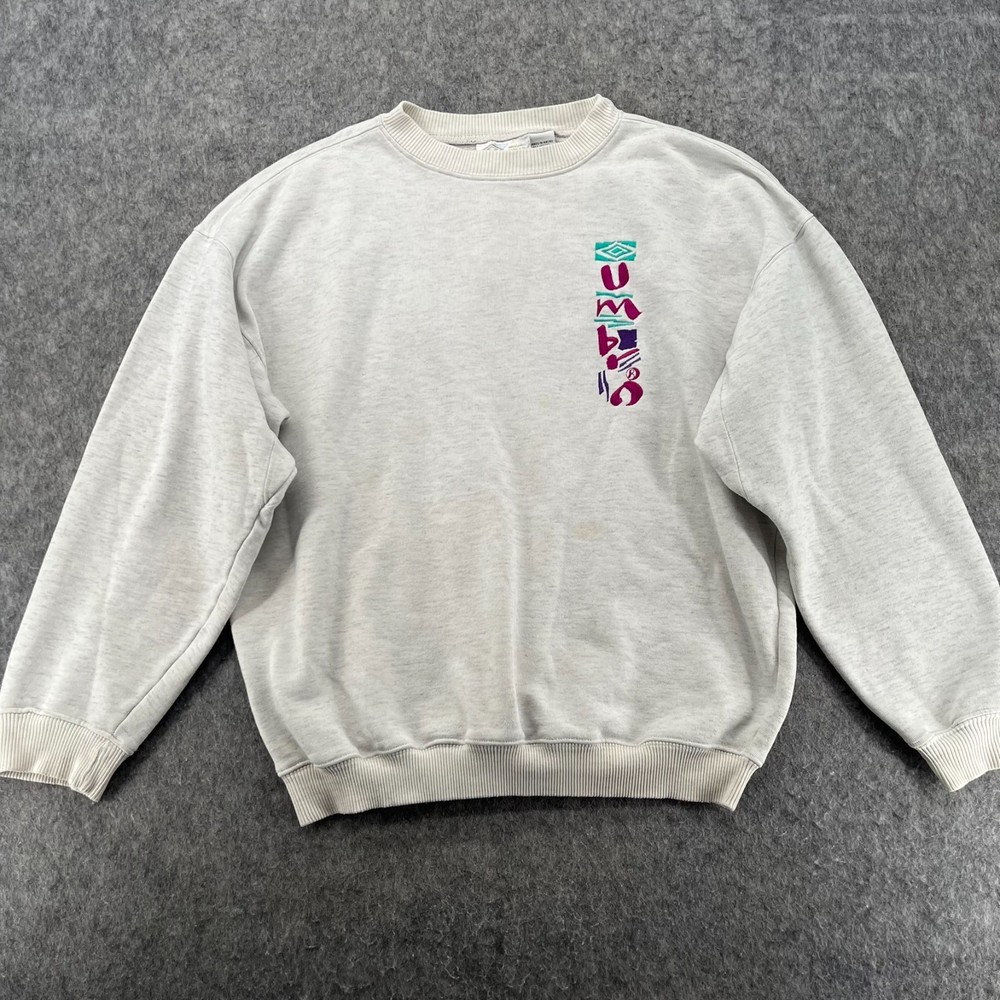 Vintage Umbro Sweatshirt Cropped Crew Neck Long Sleeve M Logo Embroidered Gray