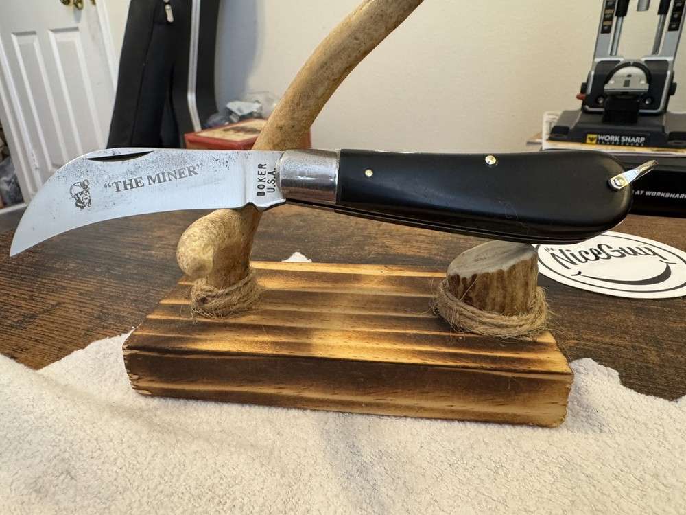 BOKER USA 9215M Black Hawkbill Tactical Knife with Box and Strong Snap