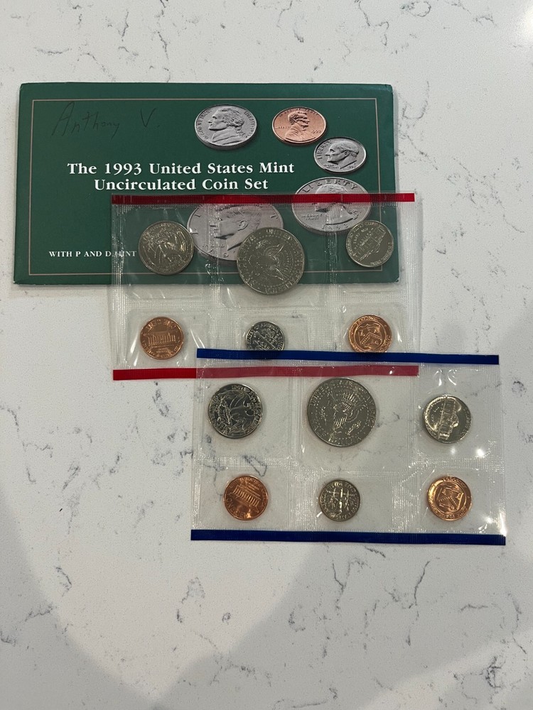 1993 Uncirculated Coin Set U.S Mint Original Government Packaging OGP
