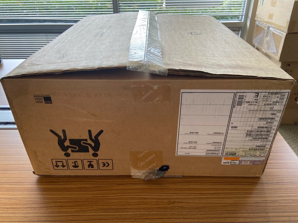 Cisco 3-Port Wired Router (CISCO3945-HSEC+/K9) - NEW OPEN BOX