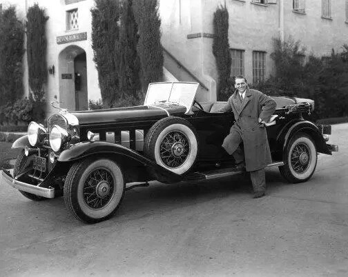 1932 DOUGLAS FAIRBANKS JR & His La SALLE Retro Classic Car Picture Photo 8x10