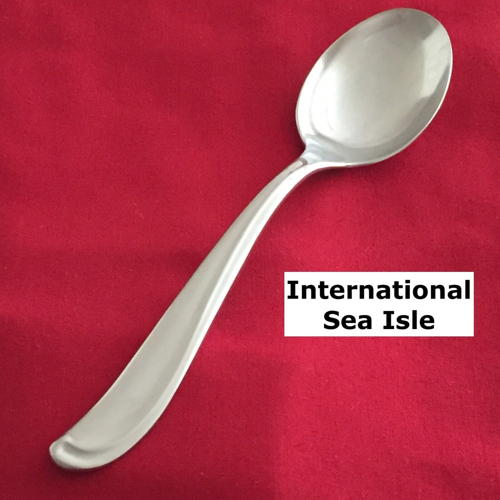 International SEA ISLE Soup Spoon 6 3/4
