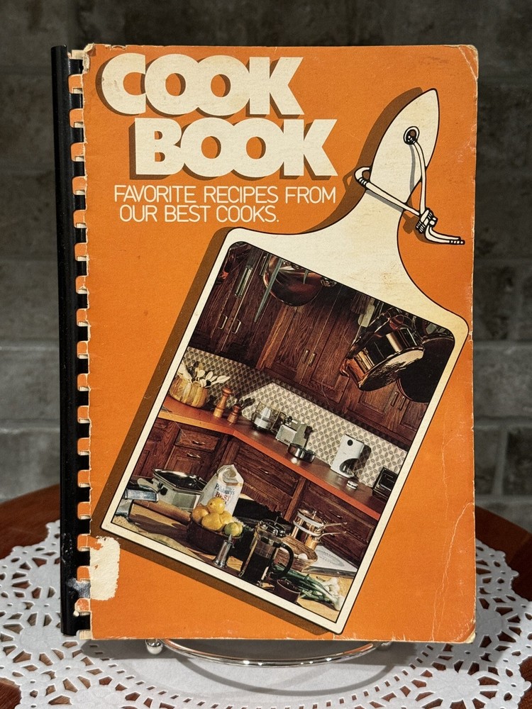 Dallas Chapter #2 Cookbook - Favorite Recipes by National Association of Women