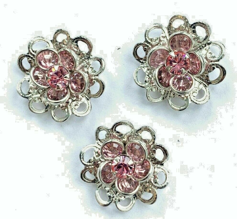 T069 - 24 Set w/Swarovski Stones Silver Plate Filigree 3-Tier Flower Comp. 17mm