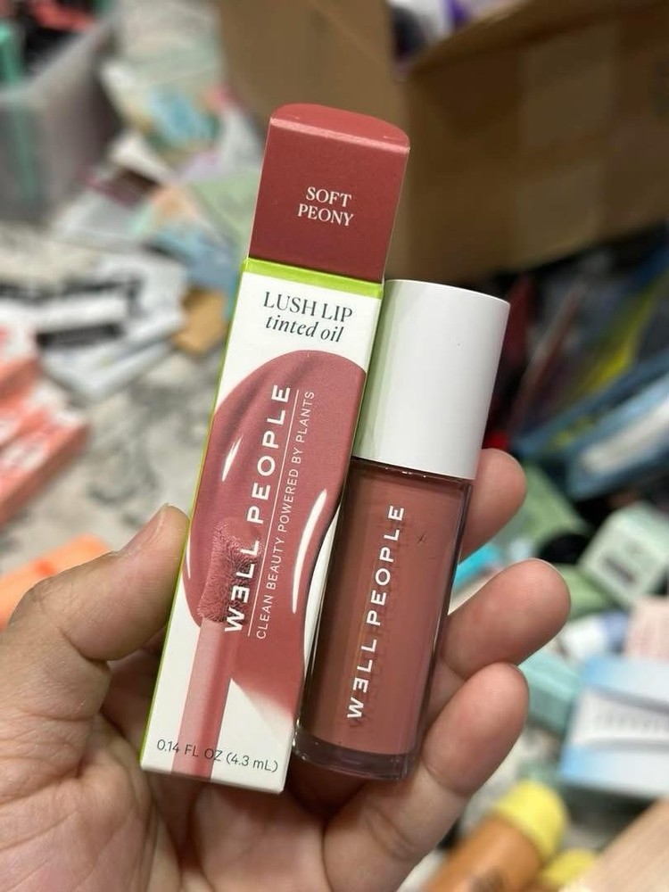 Well People Lip Oil