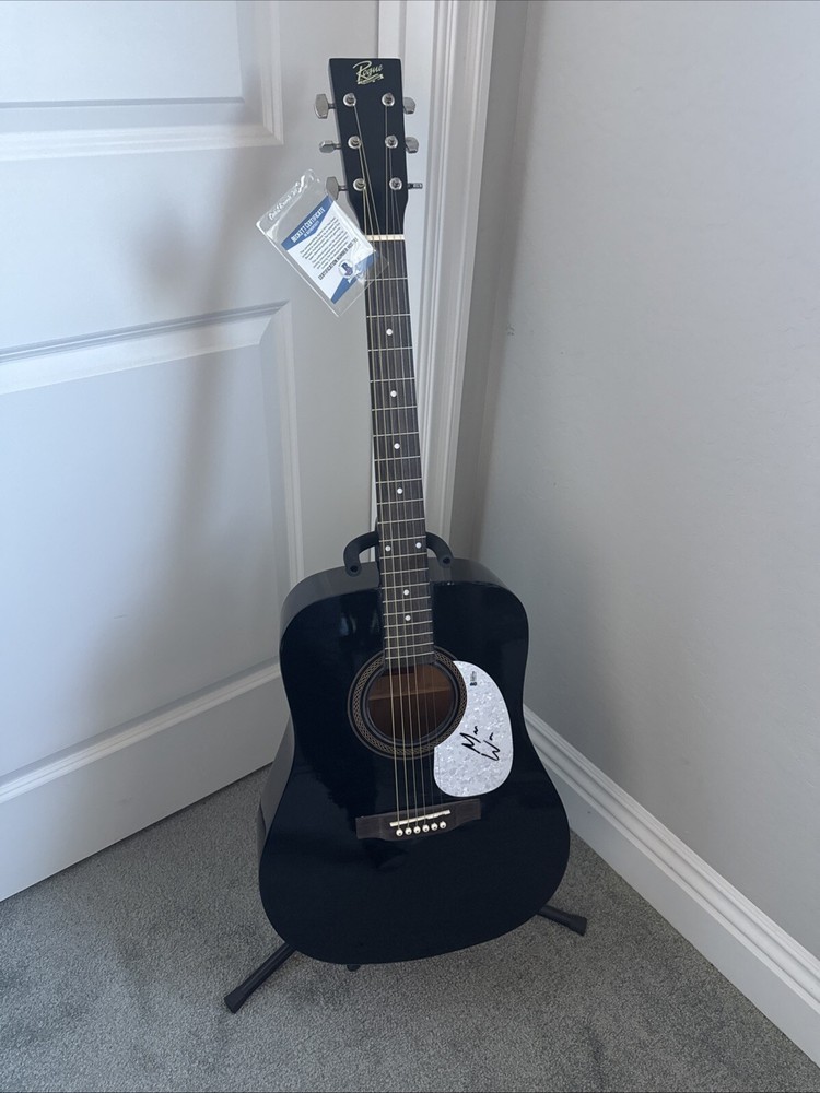 Morgan Wallen Signed Full Size Guitar w/ Beckett COA