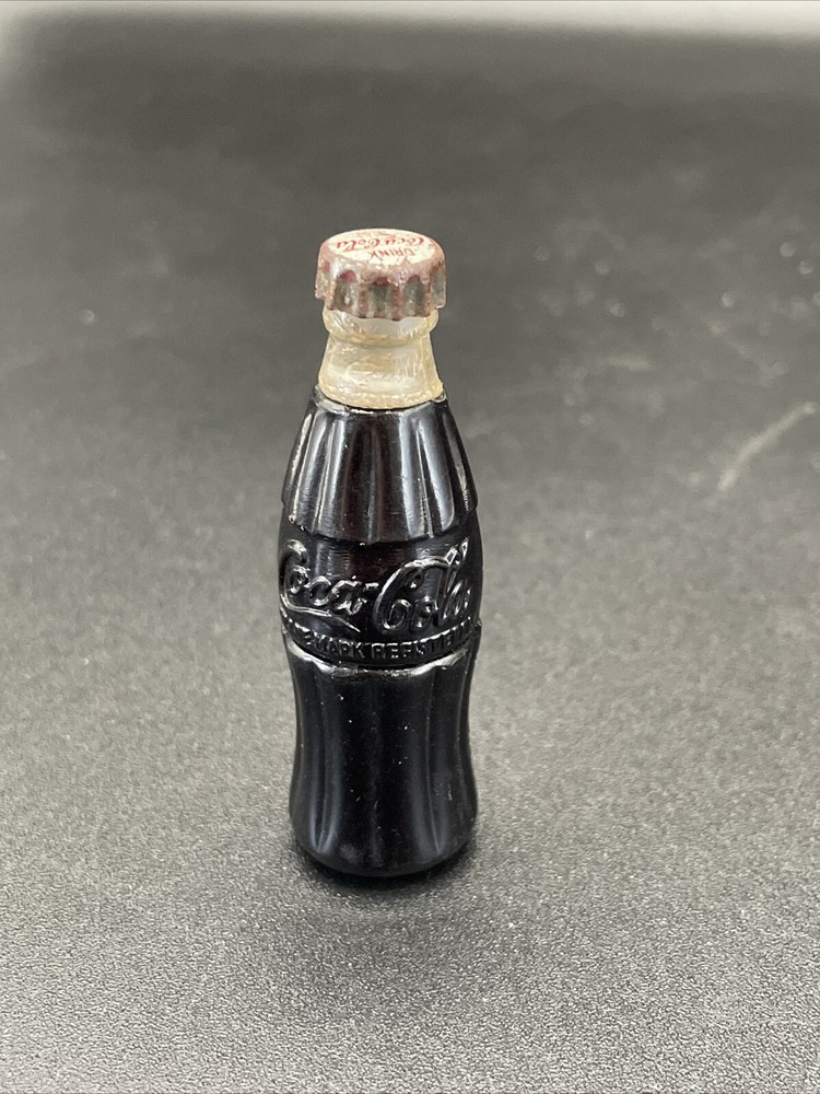 Vintage Unbranded Coca Cola Mini Bottle Lighter  RARE Bubble 2.5”