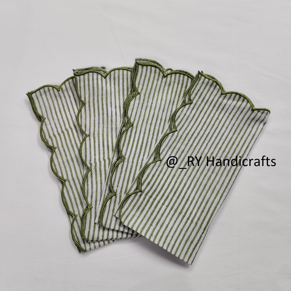Green Dinner Napkin Block print cotton scalloped cloth napkin ,  20 x 20 inch