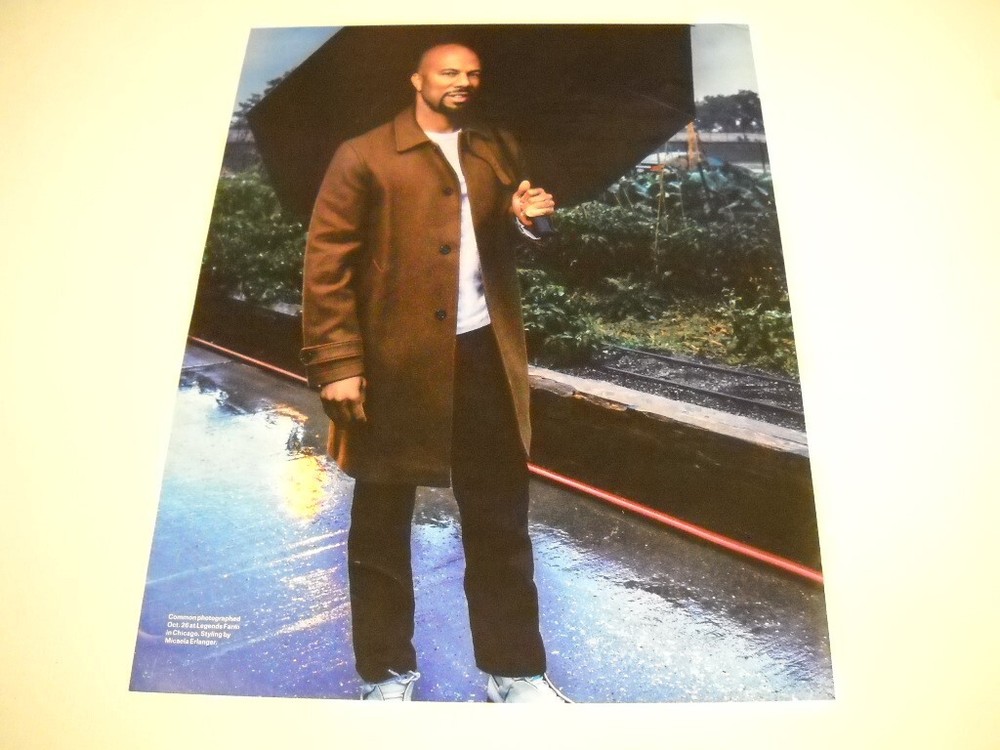 Common strolls with umbrella in rain 2016 promo poster