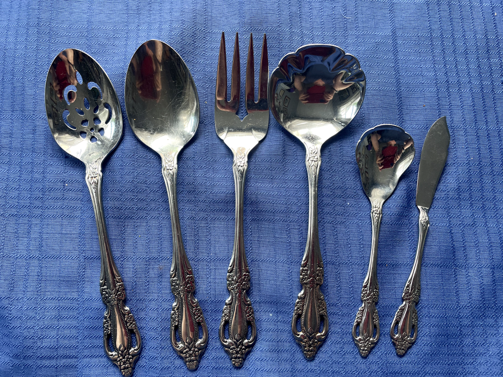 6 Piece Serving Set - Raphael by Oneida Deluxe Stainless