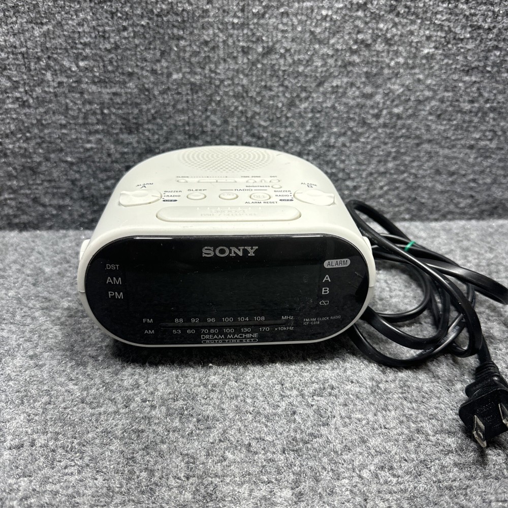 Sony Dream Machine AM/FM Dual Alarm White Clock Radio Model ICF-C318 TESTED Nice