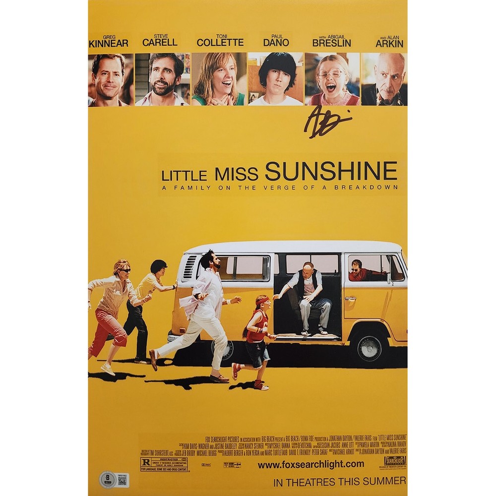 Abigail Breslin Signed Mini-Poster #5 (11x17)-image