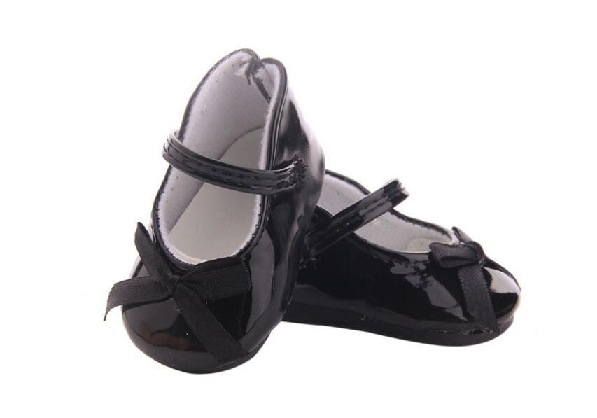 Elegant black bow-toe shoes for 18-inch American Girl dolls