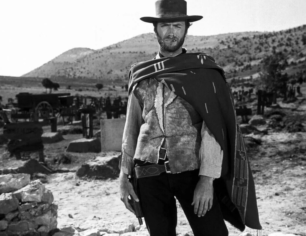 Clint Eastwood In Old Western The Man With No Name  8x10 PHOTO PRINT