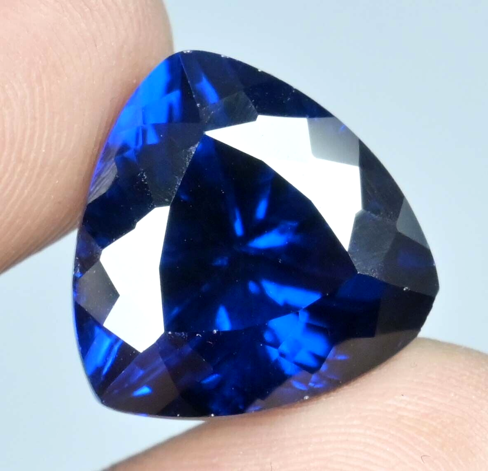20.85 Ct Natural Arkansas Blue Benitoite Certified Excellent Trillion Gemstone
