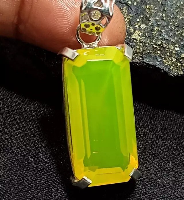 Certified 50 Ct Natural Yellow Opal in 925 Solid Silver Pendant Loose Gemstone