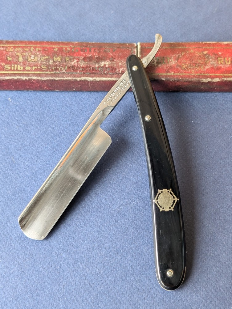 Vintage straight razor  