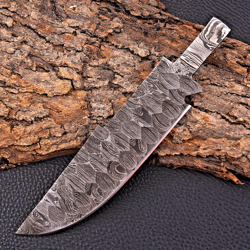 HAND FORGED DAMASCUS STEEL BLADE BLANK HUNTING BOWIE KNIFE 2858