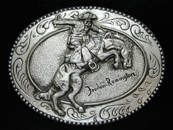 PE09112 VINTAGE 1970s **THE BRONCO BUSTER** FREDERIC REMINGTON ART BELT BUCKLE