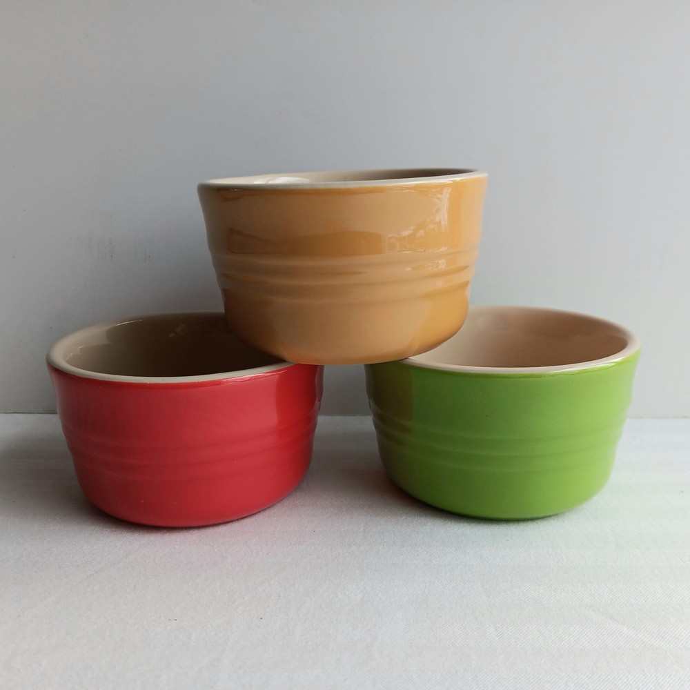 Le Creuset 3-Piece 6 oz Small Ramekin Custard Cup Set in Red Yellow Green