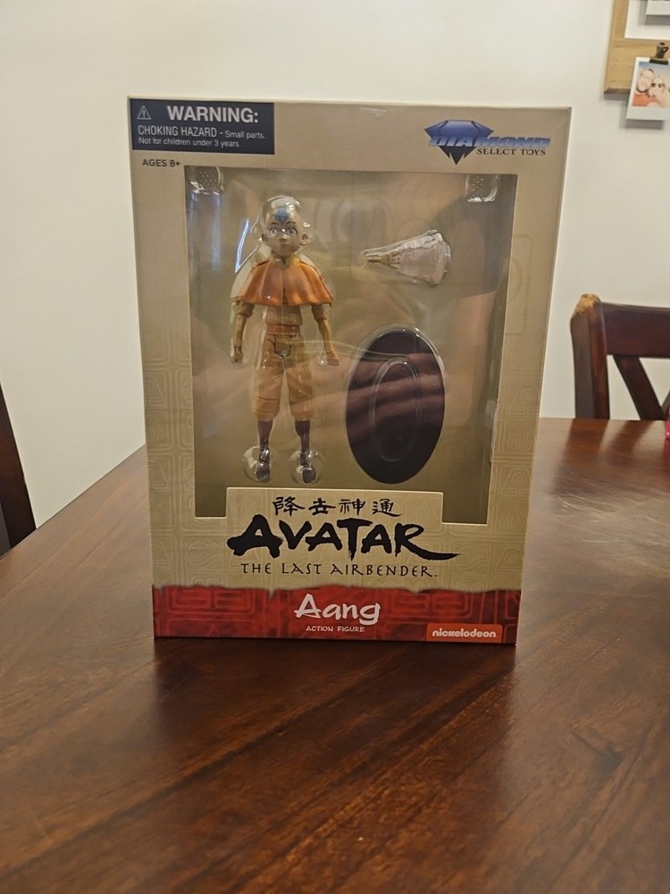 Diamond Select Toys Avatar: The Last Airbender Aang Action Figure Avatar New-image