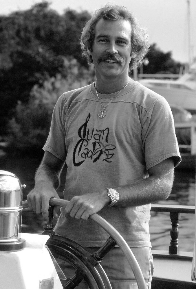 Estampado de celebridades de Jimmy Buffett Smiling en blanco y negro 8x10