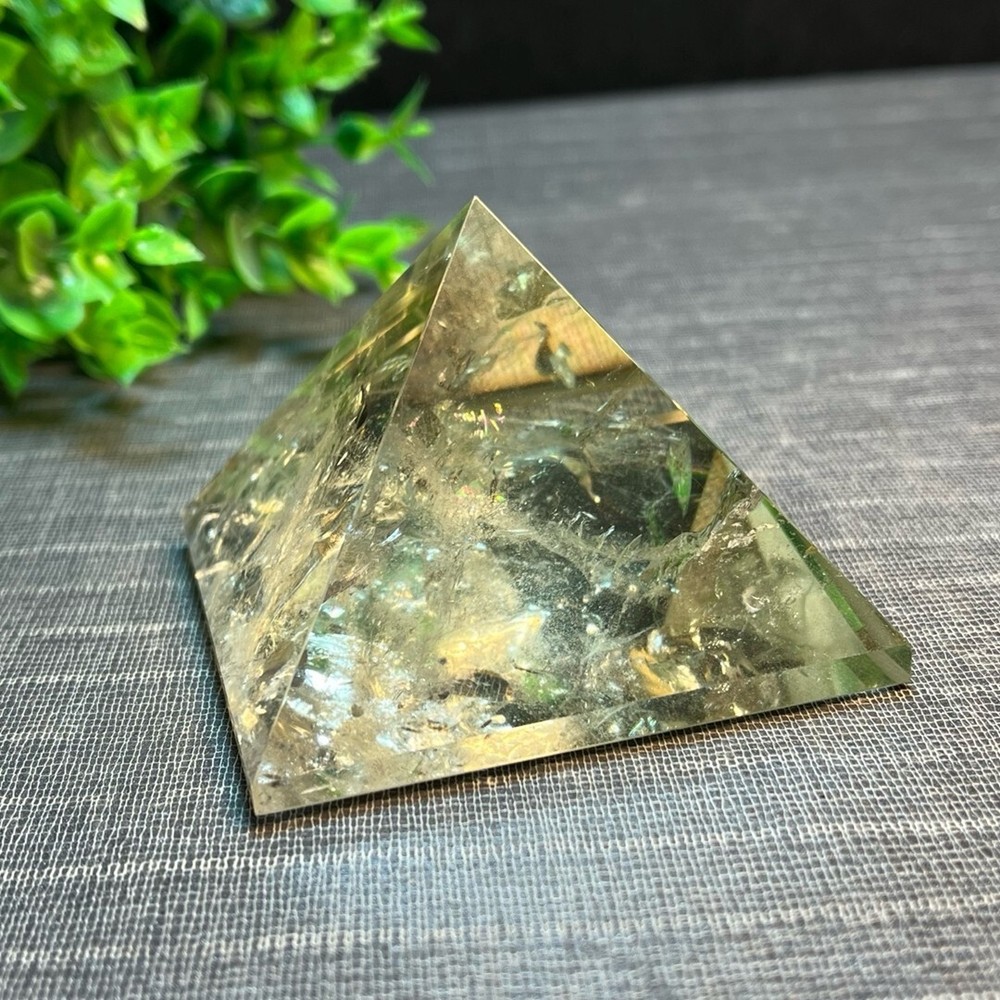 Natural Citrine Quartz Pyramid Tower Point for Reiki Healing 260g