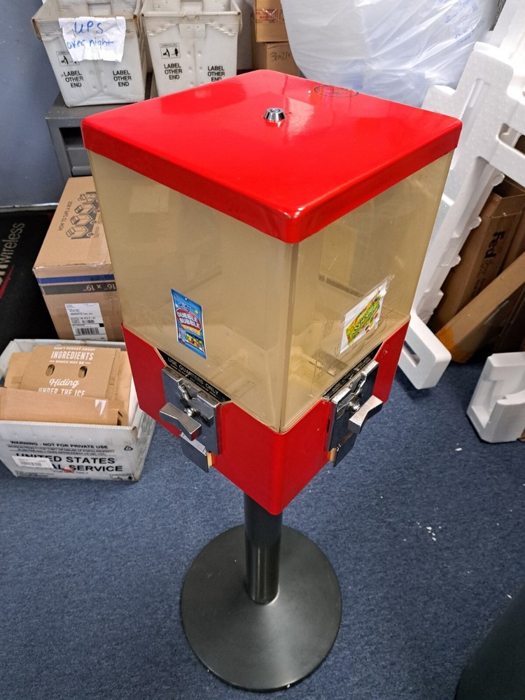 Quarter Candy Machine 4 Compartments W Key Spins And Works Great