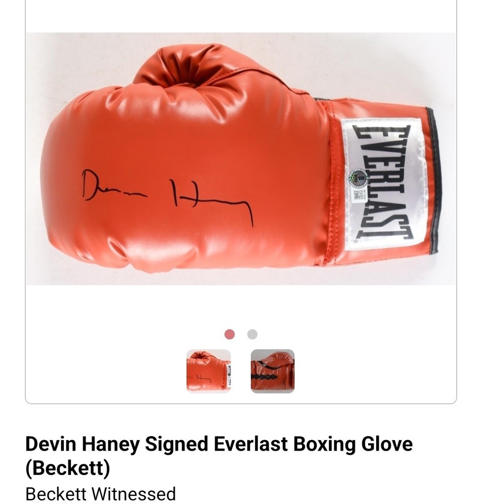 Devin Haney Autographed Everlast Boxing Gloves Beckett Certified