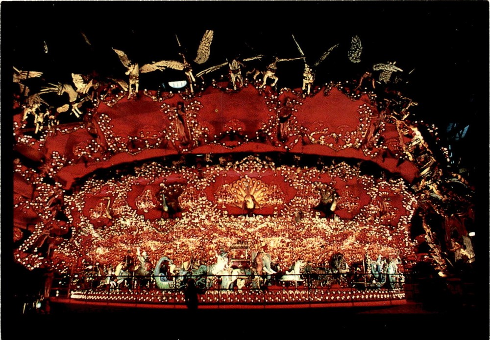 WORLD'S LARGEST CAROUSEL, THE HOUSE ON THE ROCK, SPRING GREEN, Postcard