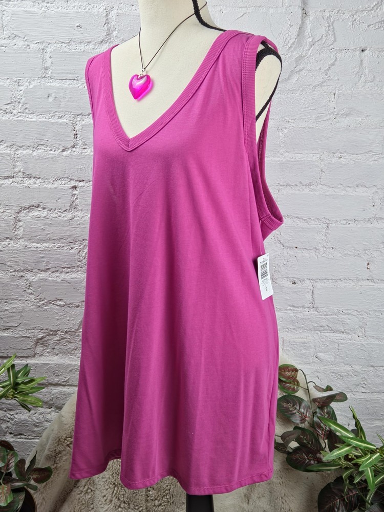Torrid Girlfriend Signature Jersey V-Neck Tank Top 4X Fuchsia Vibrant NWT