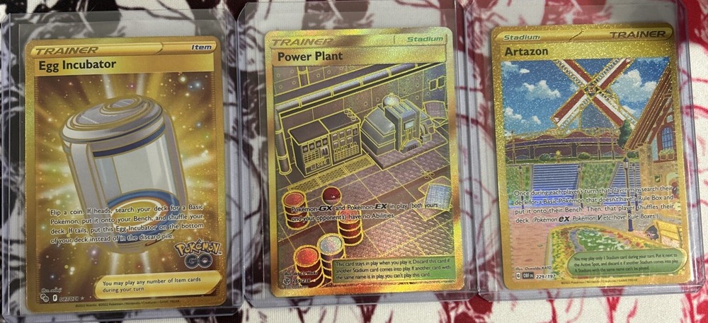 Pokémon Gold Foil Cards - NM-M