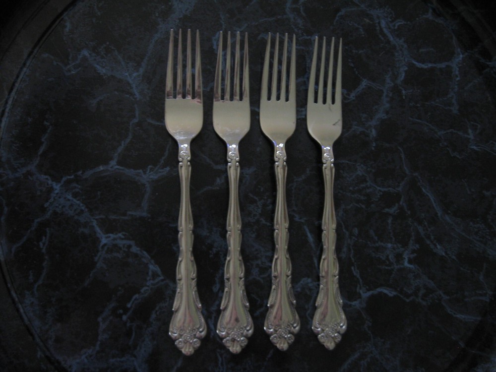 ABIGAIL Dinner Fork Lot 4 International Stainless 7-3/4