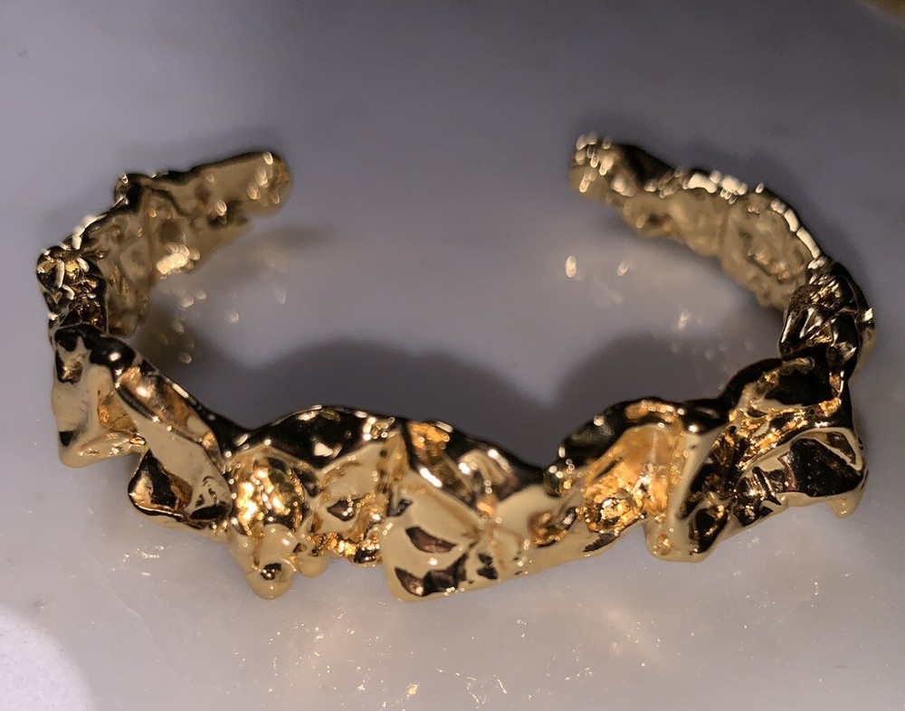 Amber Sceats 24K Gold Plated Bangle Emery Bracelet Cuff Rachel Zoe Scrunched