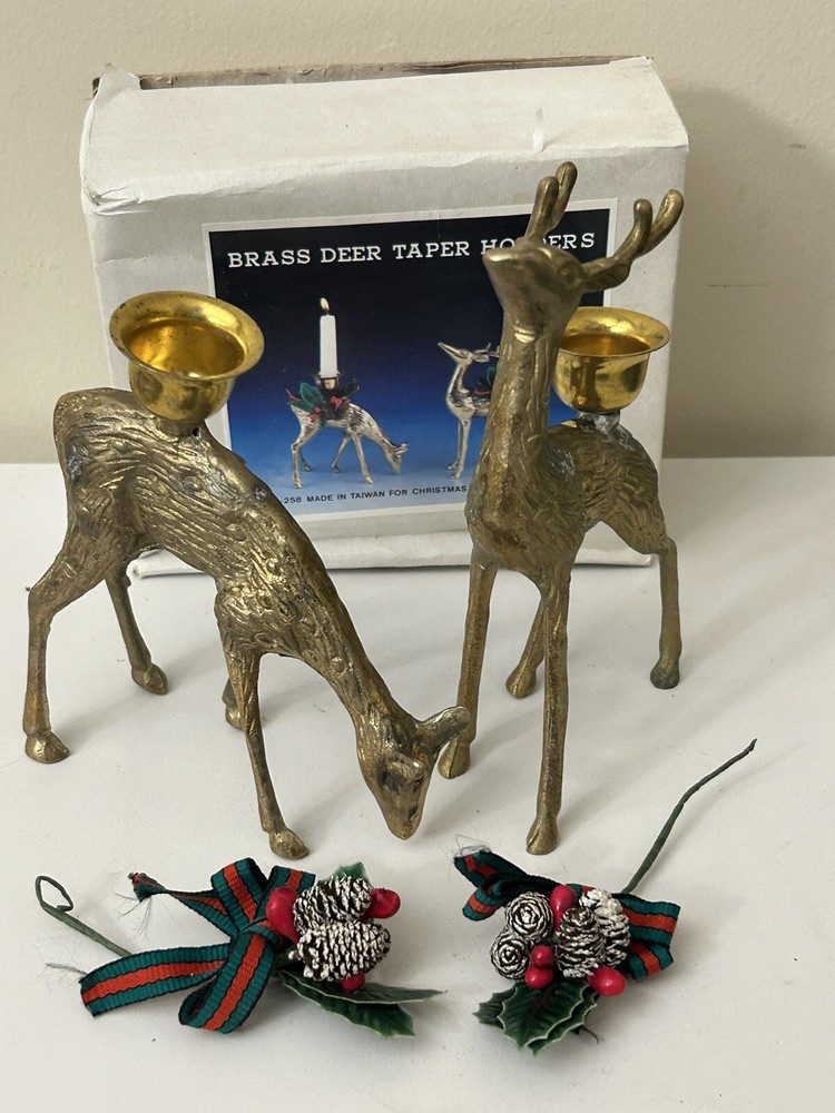 Set Of 2 Vintage Brass Deer Reindeer Candle Holders Taper Candlestick Buck Doe