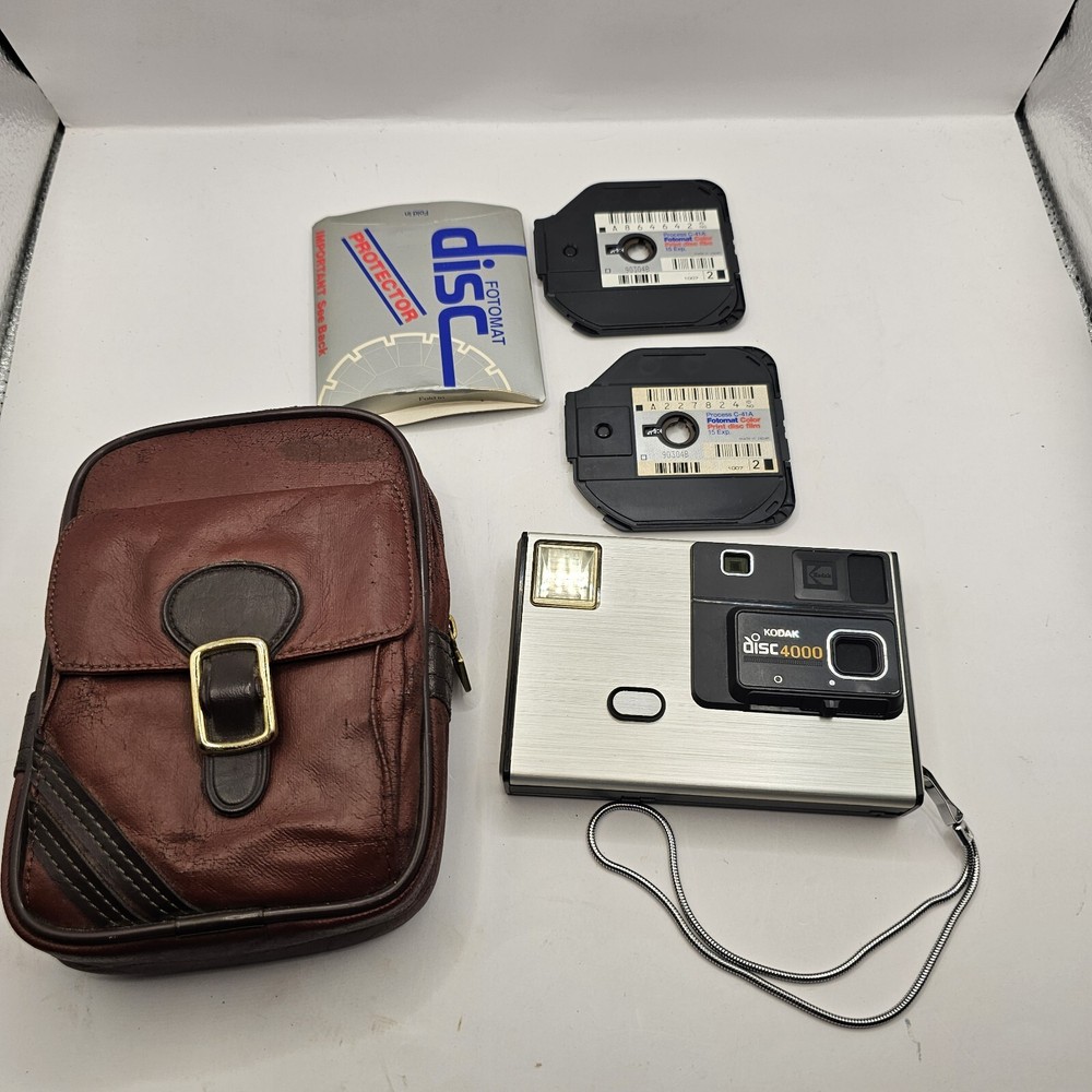 KODAK DISC 4000 Disc Film camera - For Parts or Repair - PLUS Two Film Disc