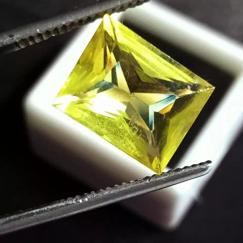 AA++ Baguette Cut 9-10Ct Natural Yellow Sapphire Loose Gemstone EGL Certified-image