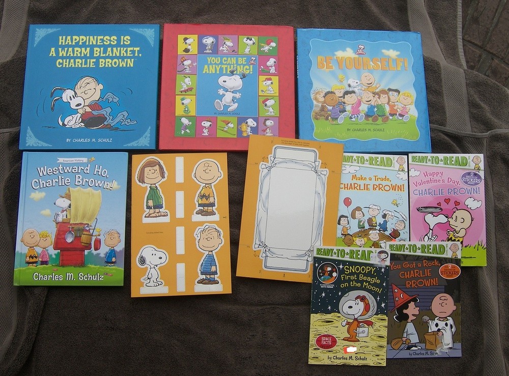 8 K-2 Peanuts Charlie Brown Snoopy Halloween NASA Moon Warm Blanket Be Yourself